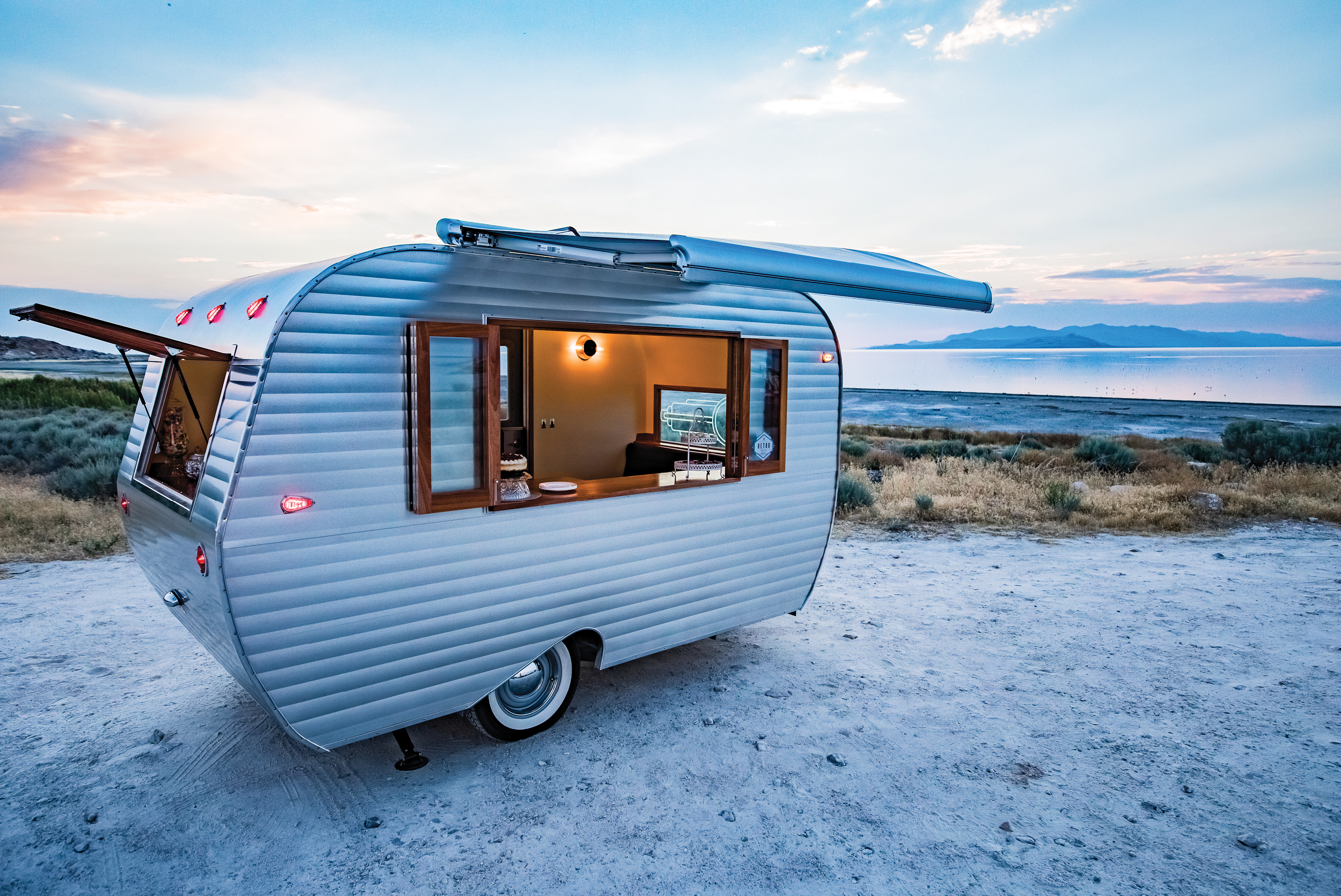 AIRSTREAMS MADE NEW